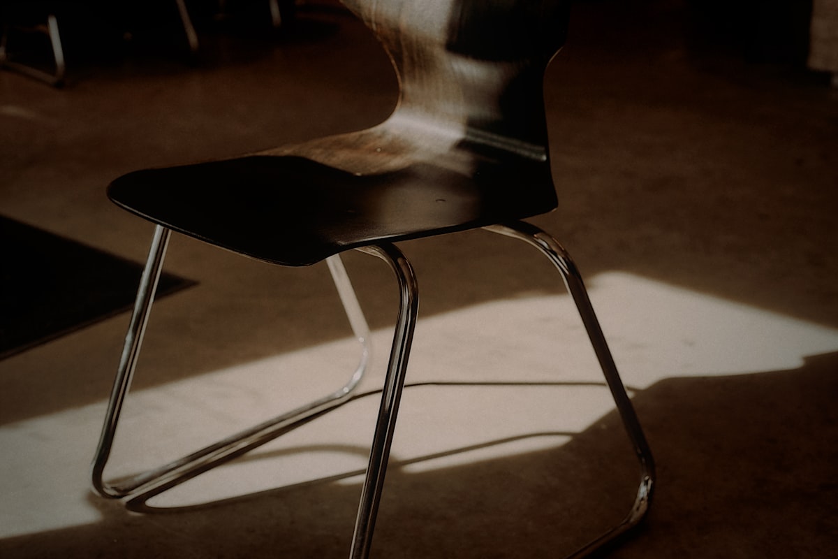 Chaise Whisper